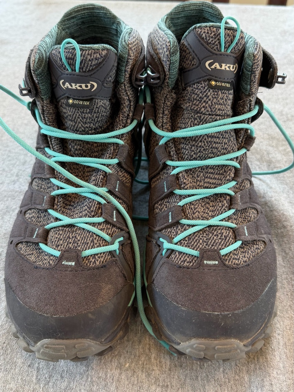Aku Women's Grey Hiking Boots with Teal Laces